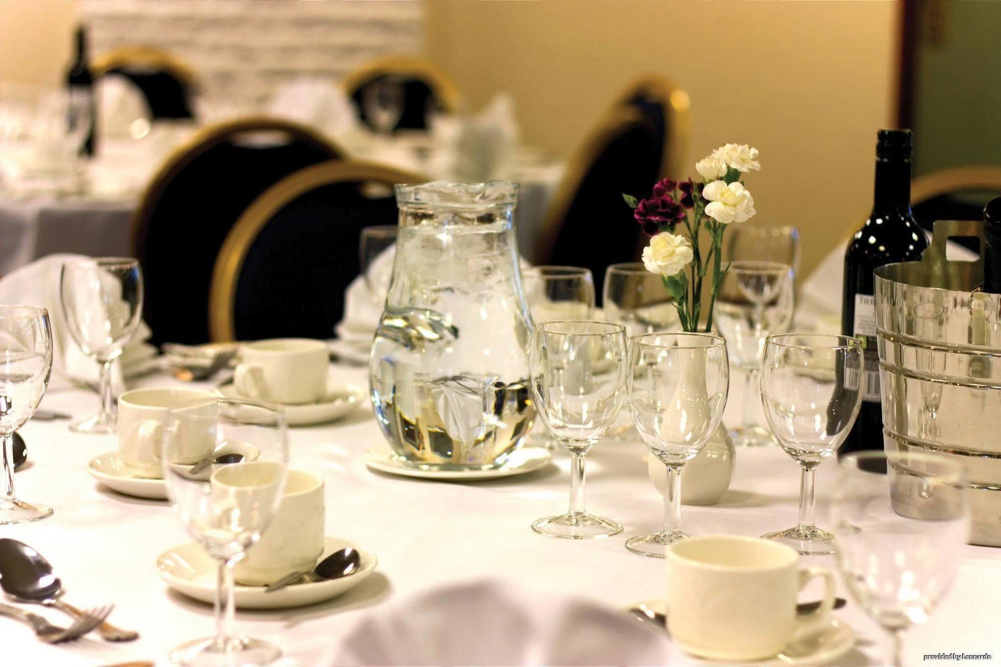 Western White House Hotel 3*